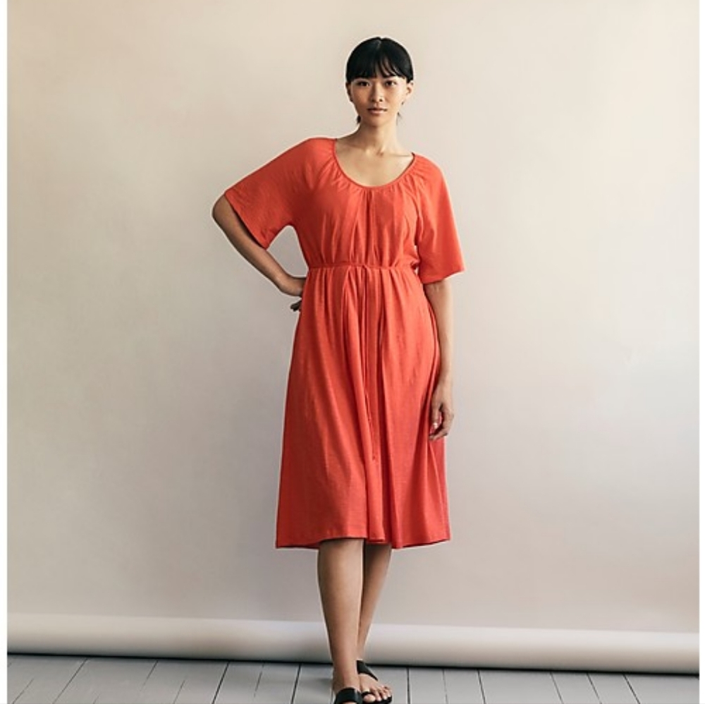 Elegant Coral Midi Dress